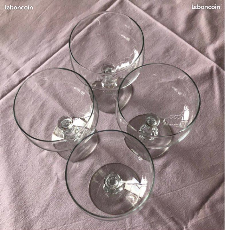 Lot de 4 verres ou coupes à dessert / glace / coctail (image 3)