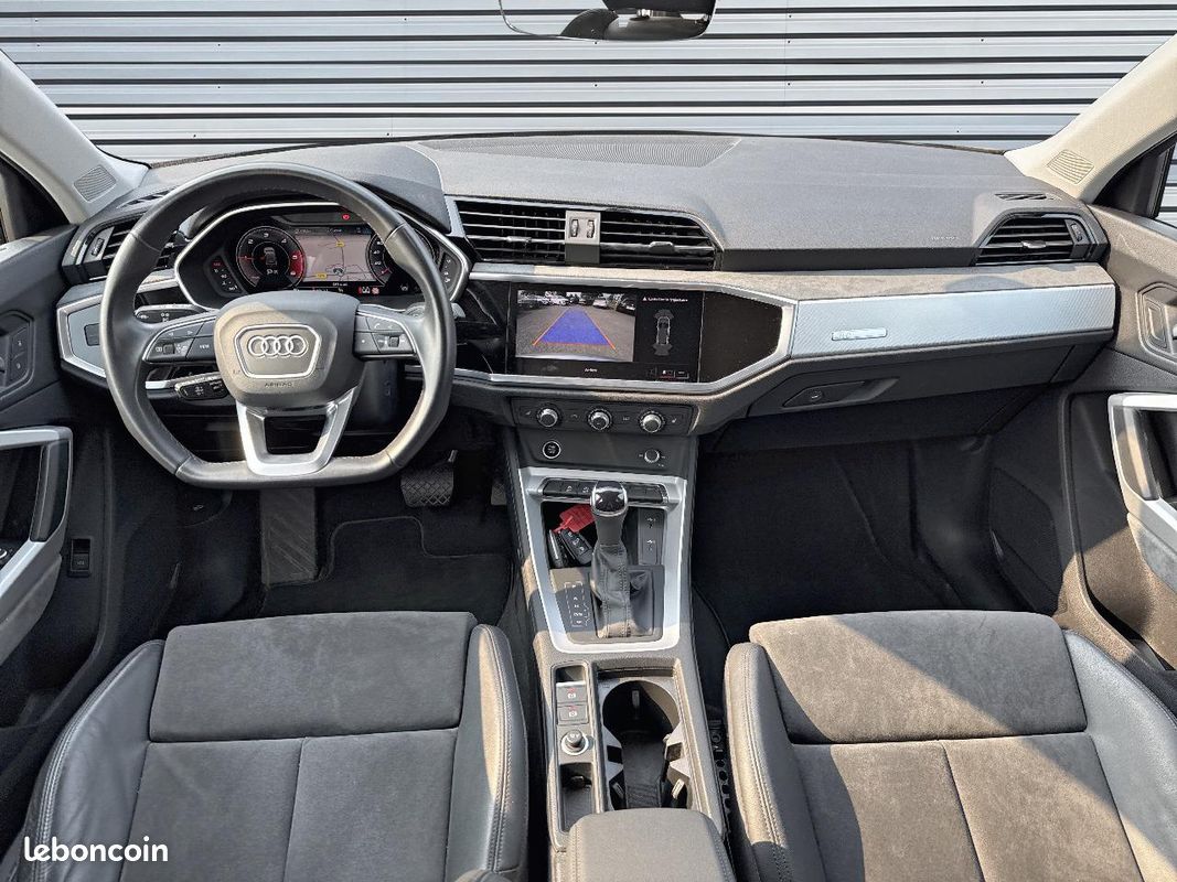 AUDI Q3 2.0 35 TDI 150 S-tronic Design + (image 14)