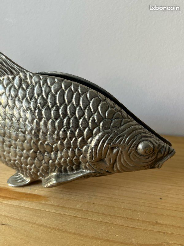 Porte serviette / range courrier poisson vintage - Décoration