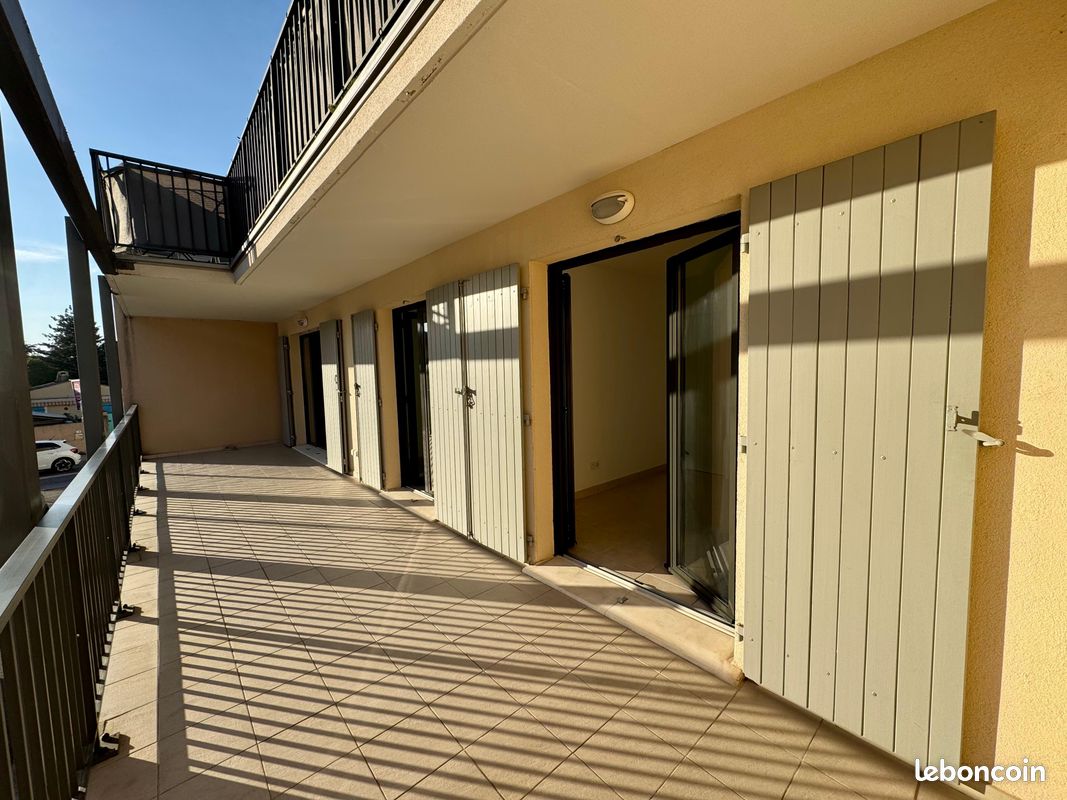Appartement 3 pièces 58 m² · à Saint-Maximin-la-Sainte-Baume · 58 m² · 262 000 €