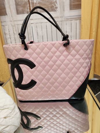 Sacs Chanel 19 small Blanc d'occasion