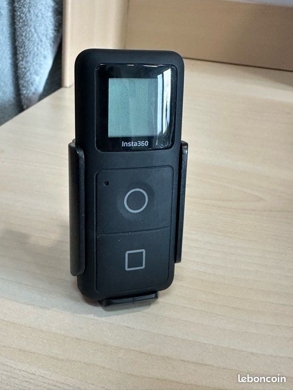 Lot Insta360 X2 + 2 Batteries + GPS + 128GB (image 6)