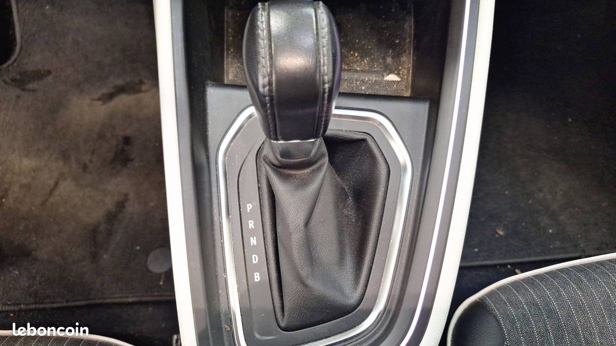 Renault clio e tech 140 21n intens (image 16)