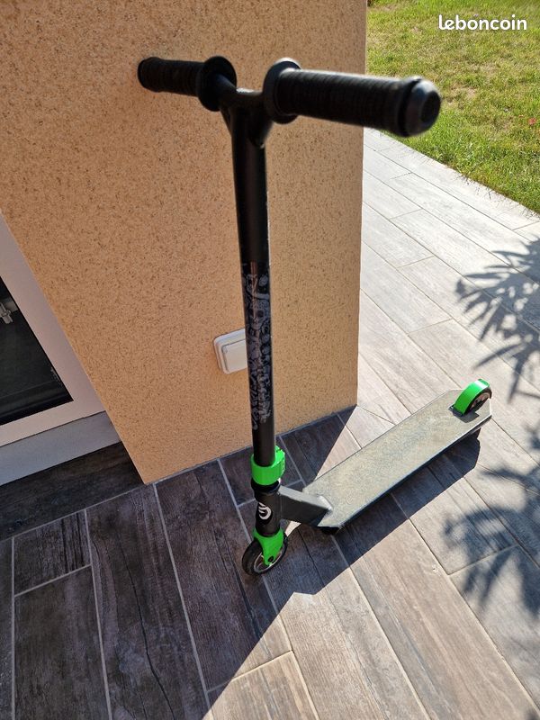 Trottinette oxelo scooters (image 1)