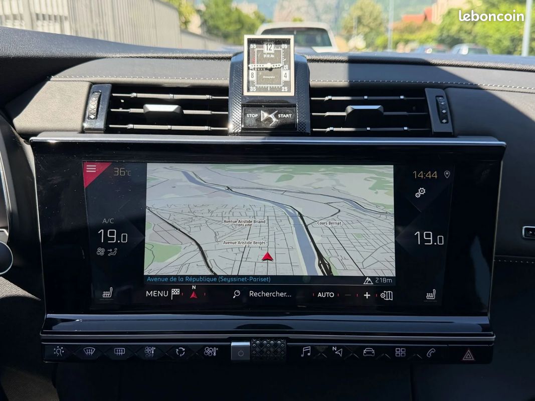 DS DS7 CROSSBACK BlueHDi 180 EAT8 Grand Chic OPERA - SUIVI COMPLET - ATTELAGE - TOIT OUVRANT - CAMERA 360 (image 39)