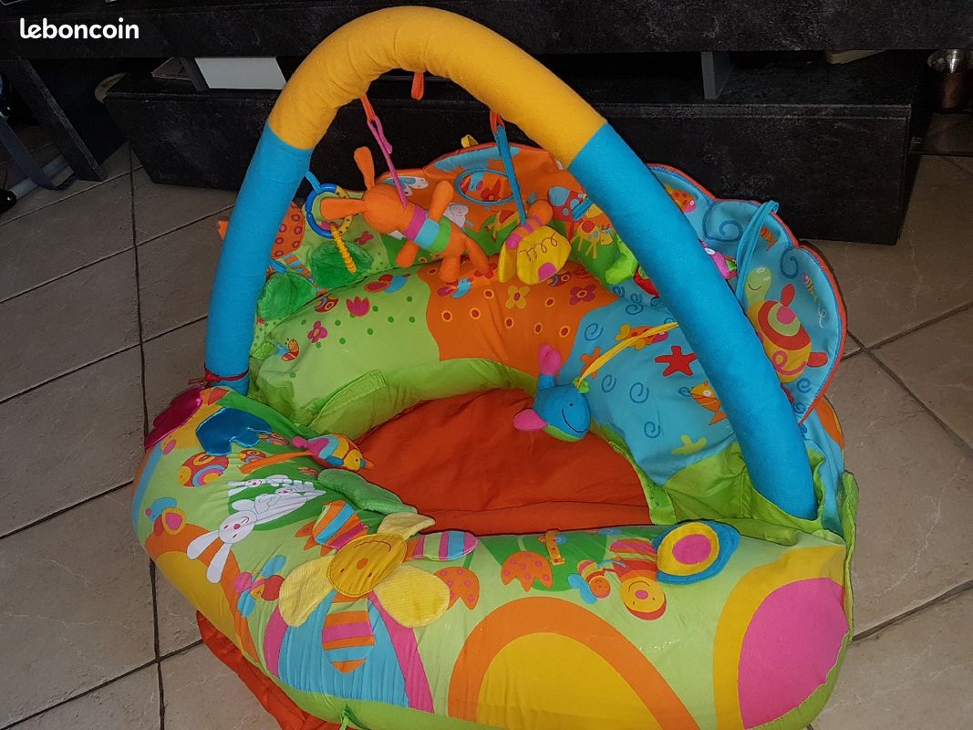 Aire d'éveil Bébé marque Bawi (image 1)