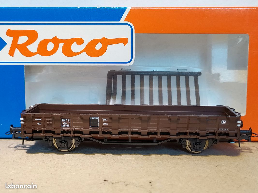 Wagons Roco Ho ROCO Wagon Ho plat à ridelles Ref : 47727 - Modélisme