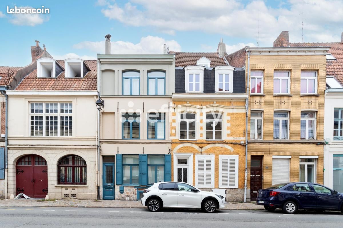 Maison 7 pièces 195 m² · à Lille · 195 m² · 650 000 €