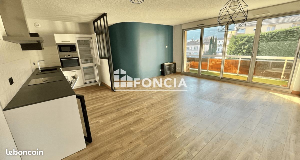Appartement 3 pièces 76 m² · à Tournon-sur-Rhône · 76 m² · 890 €/mois