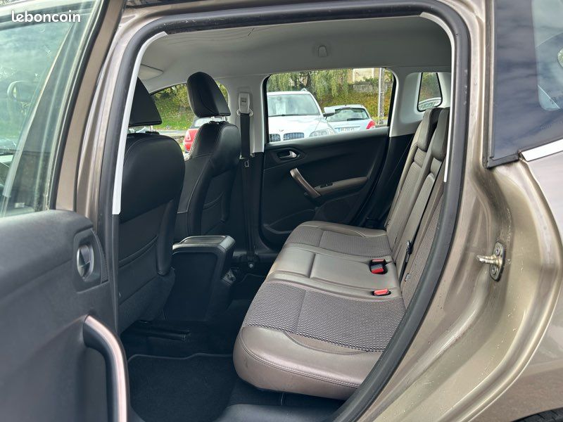 PEUGEOT 2008 (A94) 5HB 1.6 e-HDi S&S 92 cv (image 5)