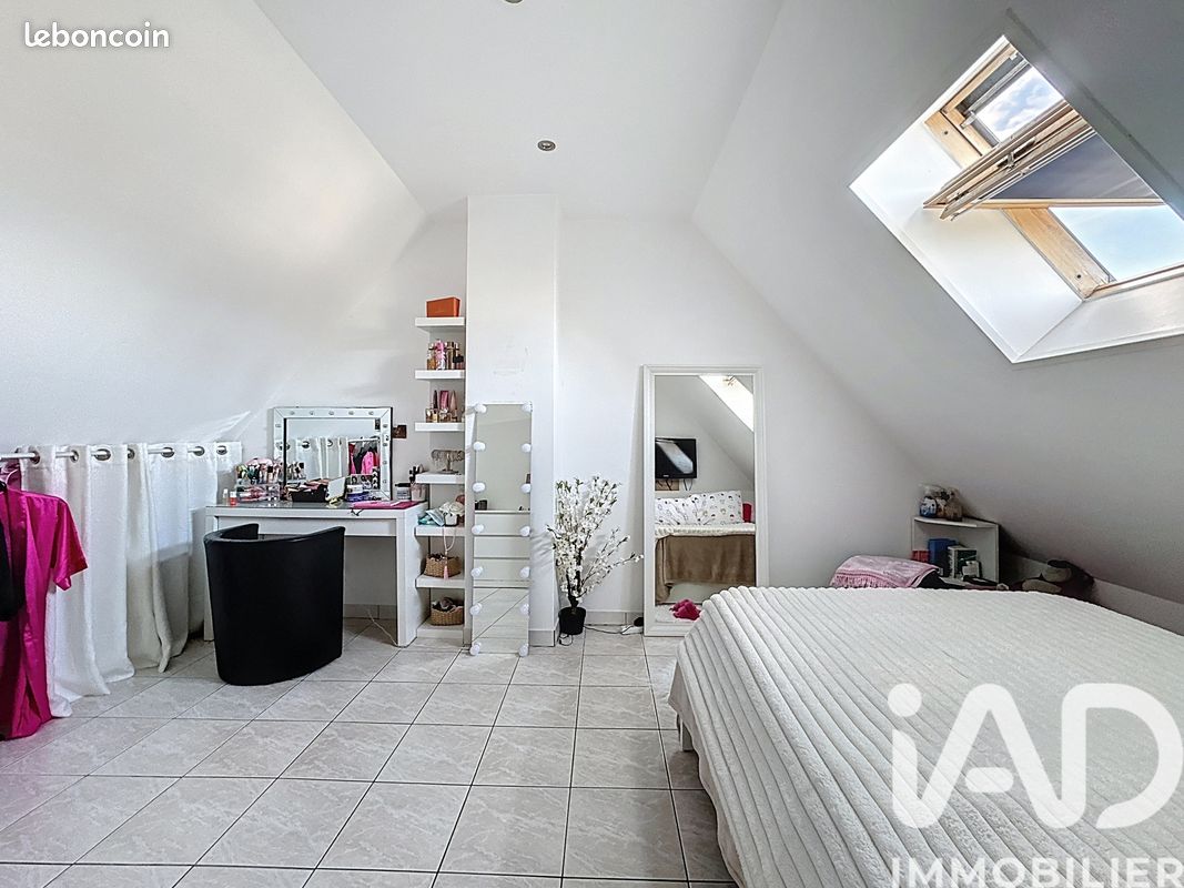 Immeuble 297 m² Bondoufle (image 15)