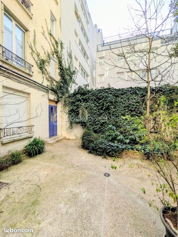 Appartement 2 pièces 30 m² · à Paris · 30 m² · 260 000 €