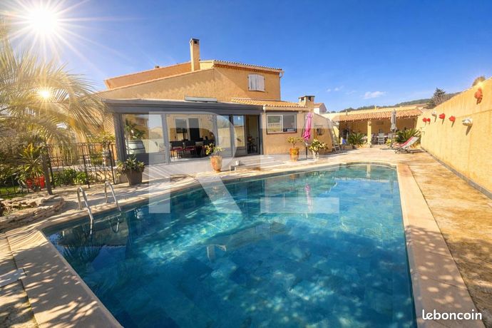Villa 7 pièces 169 m²