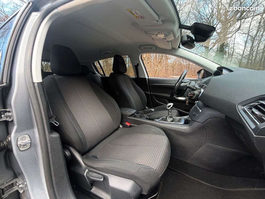 PEUGEOT 308 II Phase II 1.2 THP Puretech 110 STYLE (image 9)