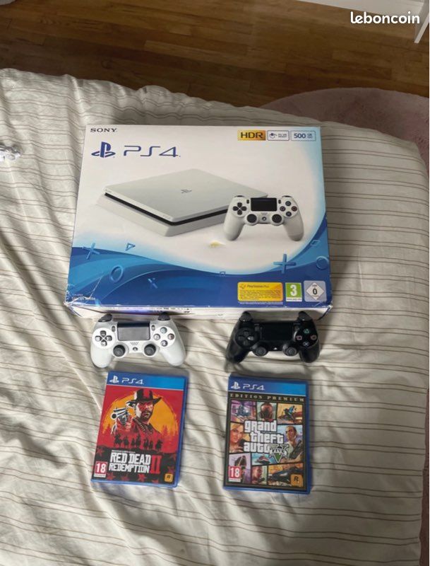 PlayStation 4 (image 1)