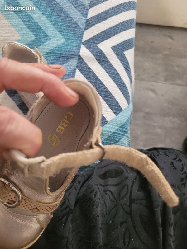 Lot 2 paires chaussures 21 cuir (image 7)