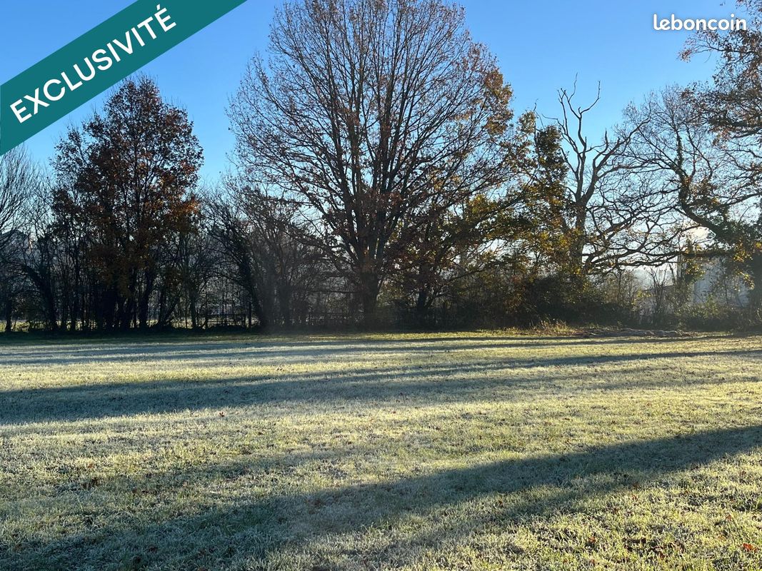 Terrain 3996 m² · à Lafitte-sur-Lot · 3 996 m² · 46 000 €
