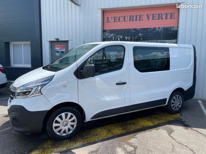 Renault trafic (3) l1h1 dci 120ch bm6 6 places tva récupérable (image 1)