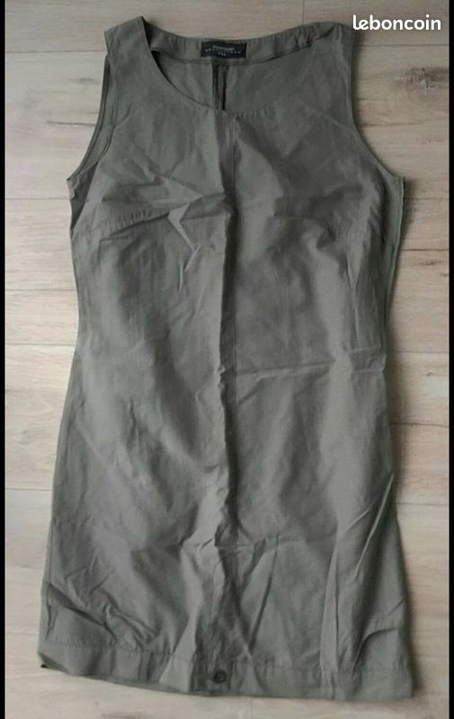 Robe couleur kaki (image 1)