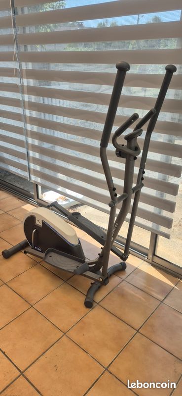 Vélo elliptique (image 1)