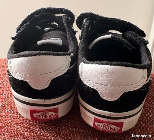 Baskets Vans Enfant Occasion - Pointure EU 29, Noir Et Blanc, Bon État