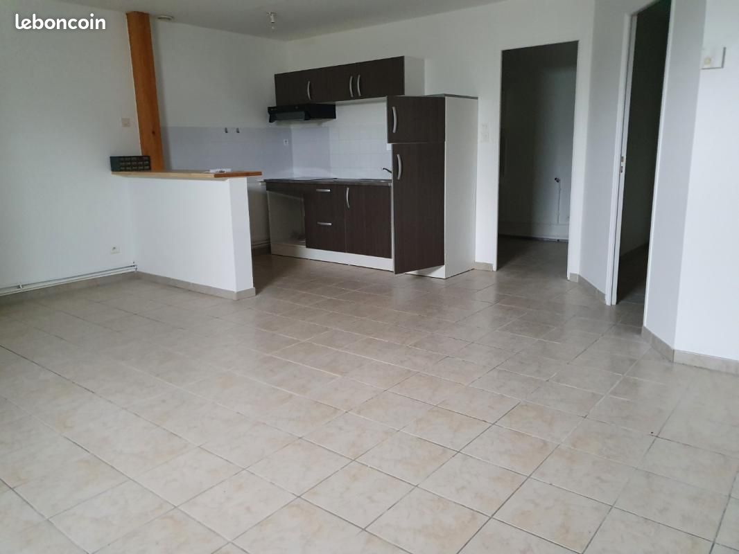 Appartement 2 pièces 49 m² · à Hérin · 49 m² · 590 €