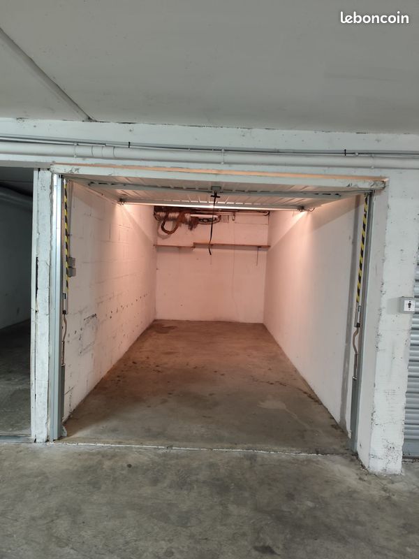 Parking 12 m² · à Toulouse · 12 m² · 95 €
