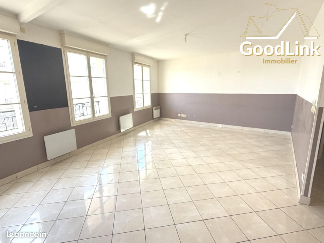 Appartement 3 pièces 81 m² · à Saint-Fargeau-Ponthierry · 81 m² · 156 000 €
