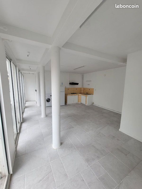 Appartement 1 pièce 30 m² · à Fort-de-France · 30 m² · 610 €/mois