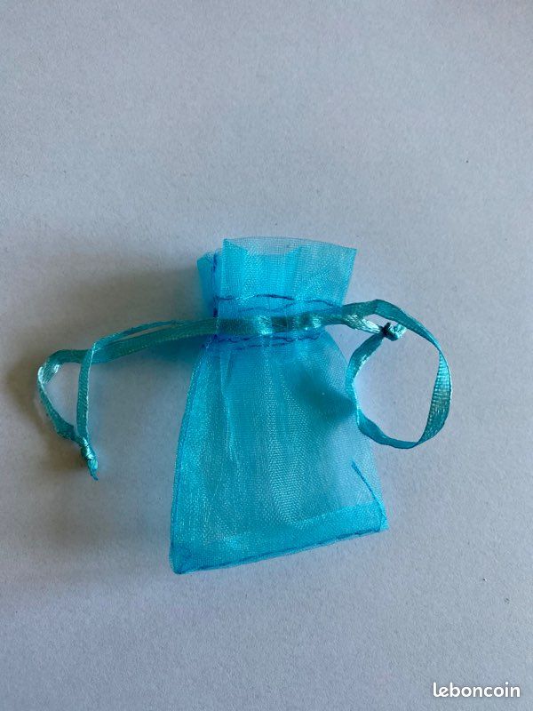 Pendentif long neuf (image 6)