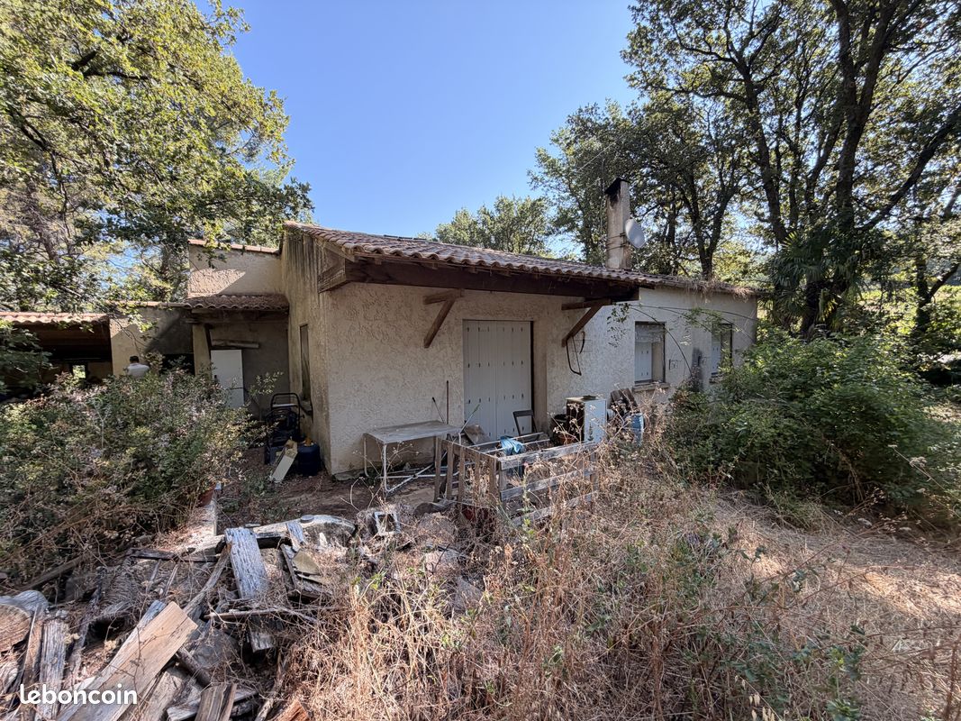 Maison 4 pièces 100 m² · à Vaison-la-Romaine · 100 m² · 233 000 €