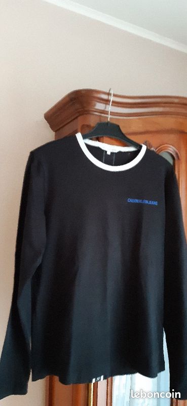 T-Shirt "Calvin Klein" T M (image 2)