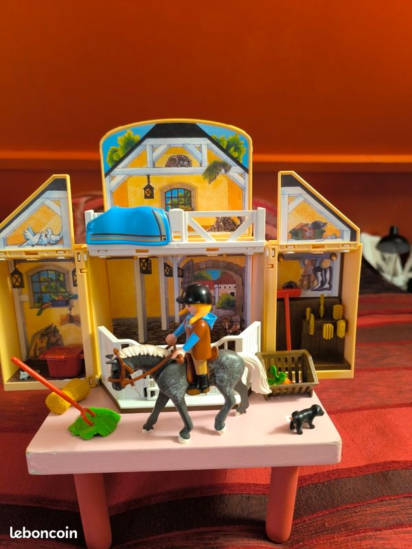 Écurie transportable playmobil (image 1)