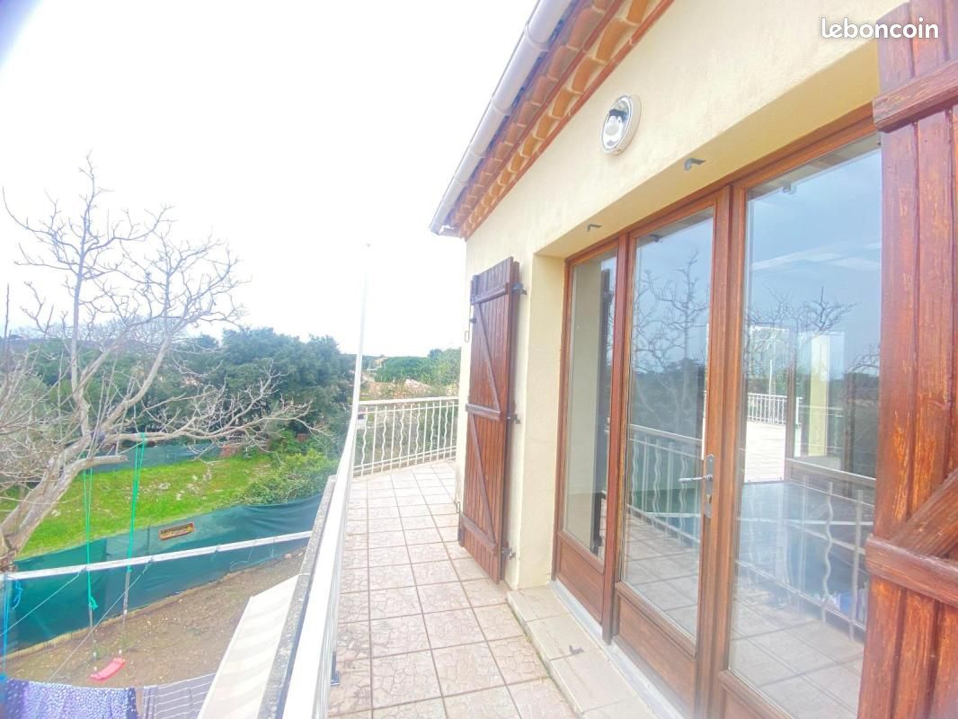 Appartement 1 pièce 50 m² · à Vergèze · 50 m² · 550 €/mois