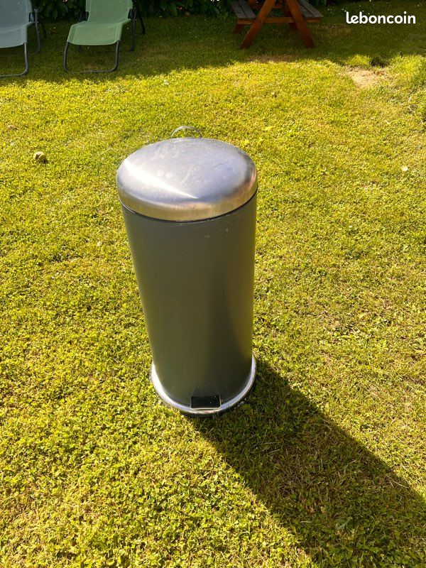 Poubelle 50 L (image 1)