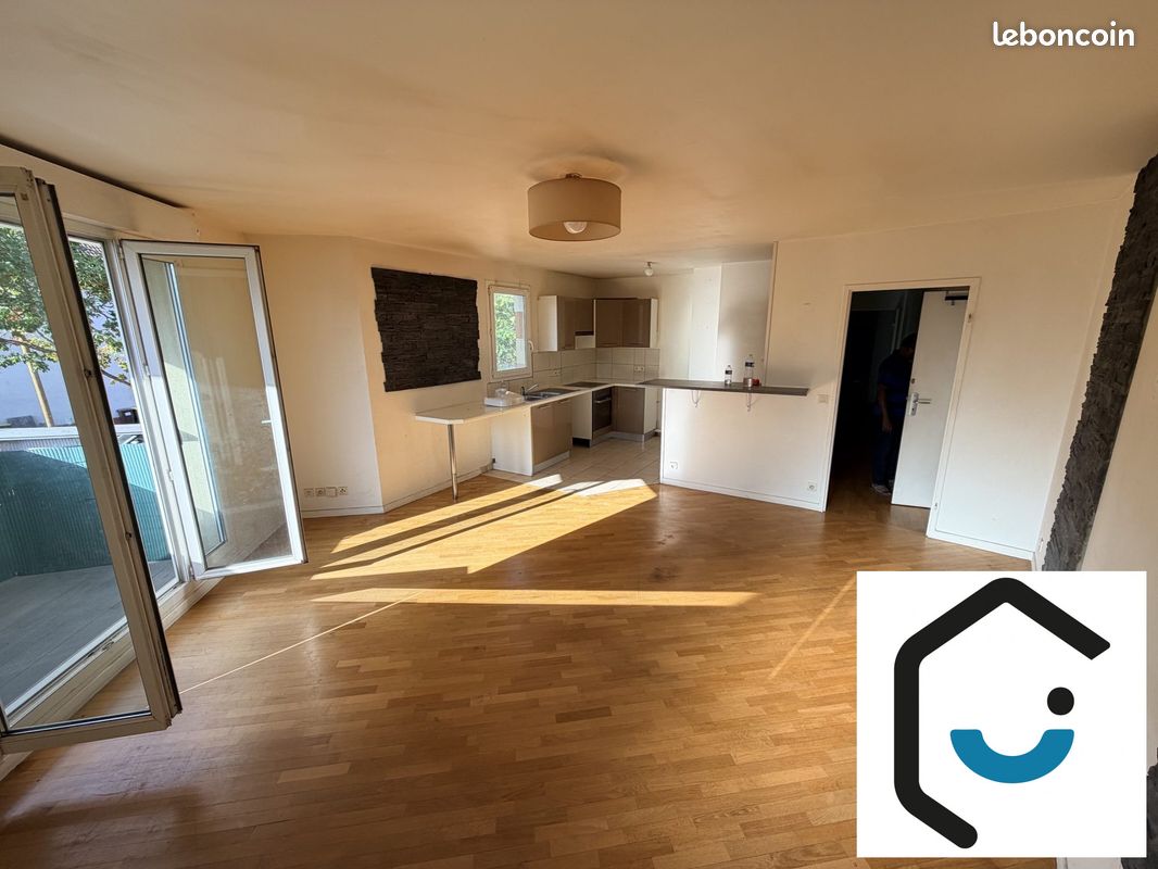 Appartement 3 pièces 63 m² · à Savigny-le-Temple · 63 m² · 1 050 €/mois