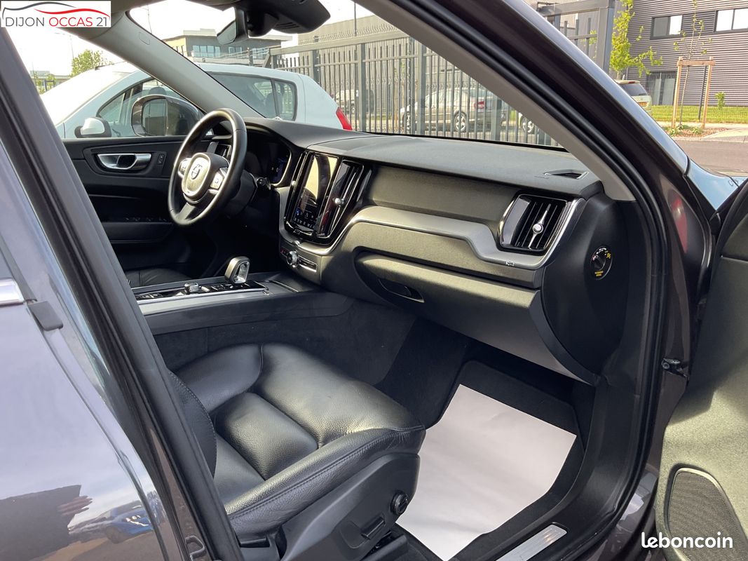 VOLVO XC60 B4 (Diesel) 197 ch Geartronic 8 R-Design (image 13)