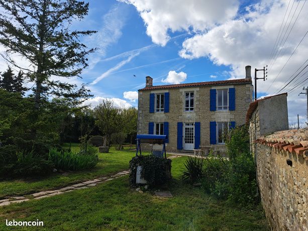 MAISON T4 + JARDIN-BASSIN + PUITS proche Niort, Benet, Fontenay Le Comte