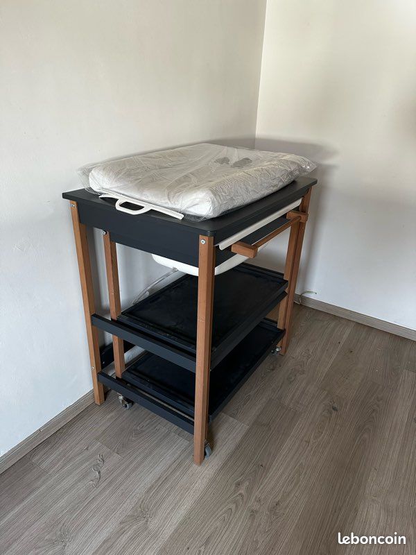 Table à langer avec baignoire (image 3)