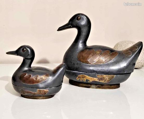 Boîte Vintage En étain Pur 95% - Décor Raisin - 7,5x6x3cm - Après 1945