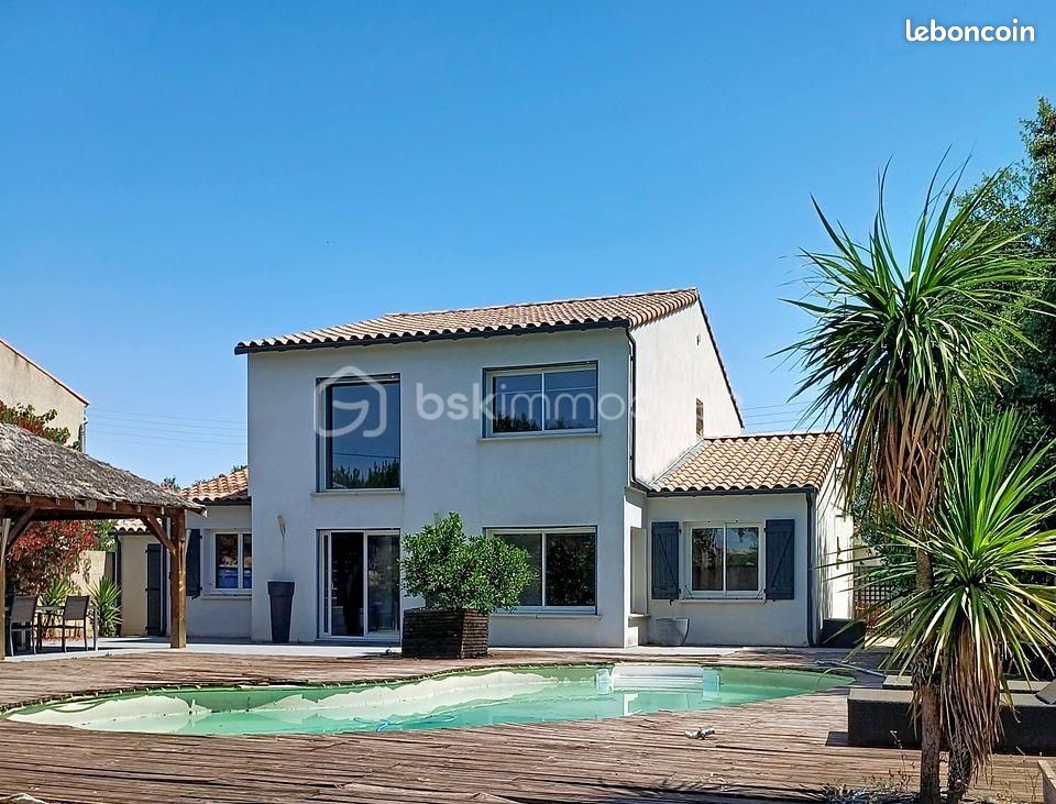 Maison 7 pièces 195 m² · à Saint-Brès · 195 m² · 590 000 €