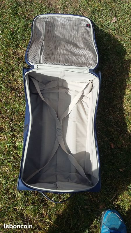 Belle valise DESLEY de très bonne qualité (image 3)