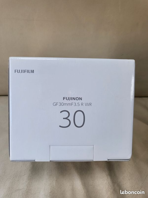 Objectif fujifilm GF 30mm f/3.5 R WR Lens (image 1)