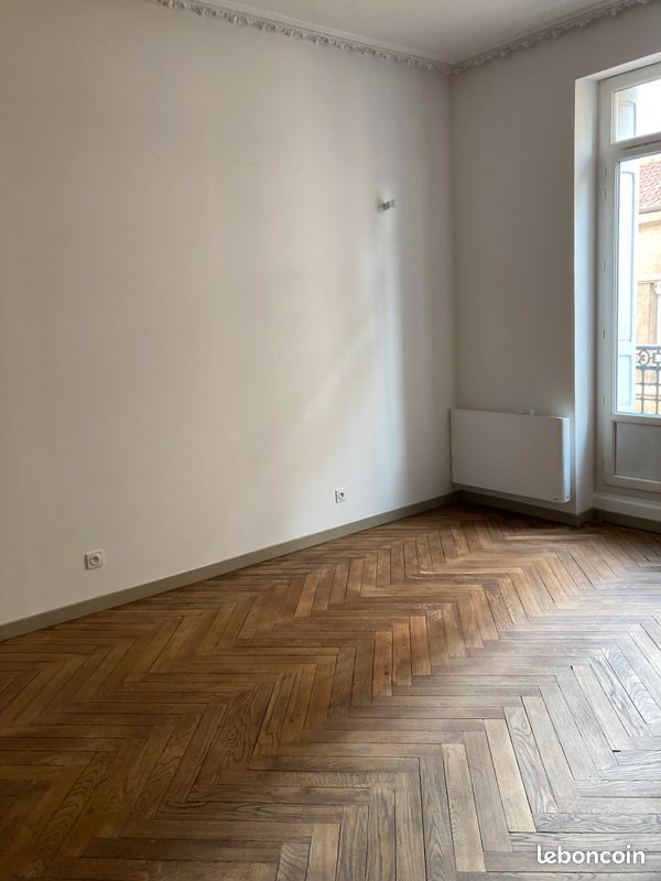 Appartement 1 pièce 30 m² · à Saint-Étienne · 30 m² · 385 €