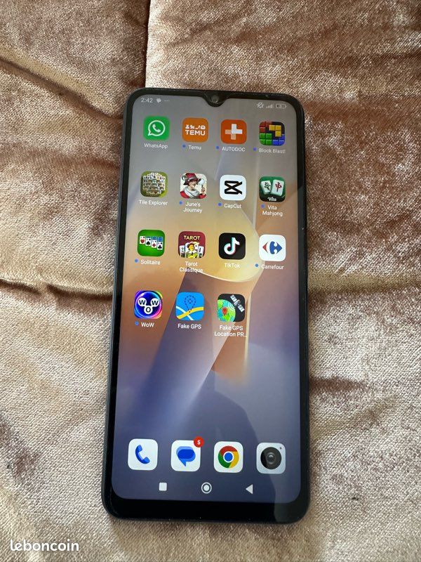 Téléphone redmi dans une très bon état avec carte mémoire (image 2)