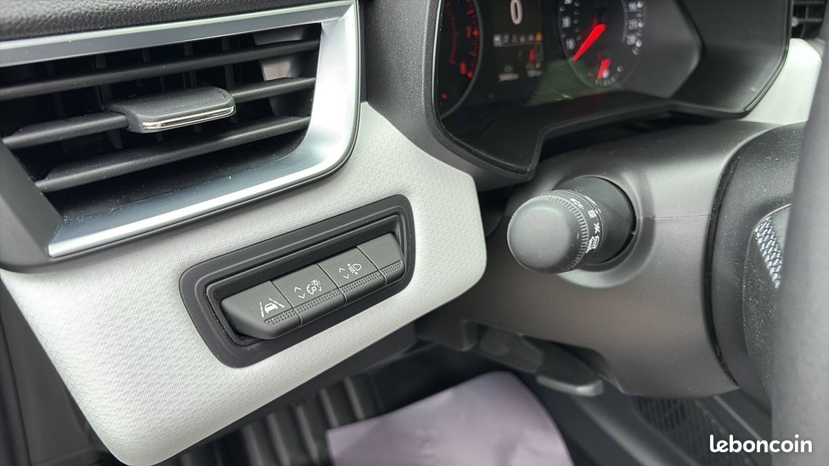 Renault clio tce 90 evolution (image 18)