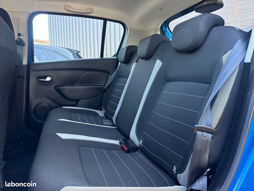 Dacia sandero 1.5 blue dci 95 stepway (image 4)