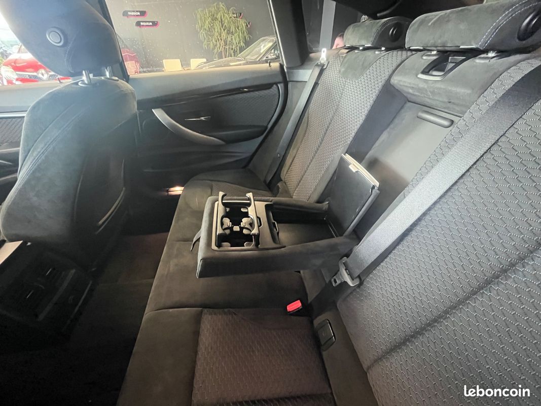 BMW SERIE 3 GRAN TURISMO F34 330d xDrive 258 ch M Sport A. Toit ouvrant / Caméra de recul / Hayon électrique / (image 17)