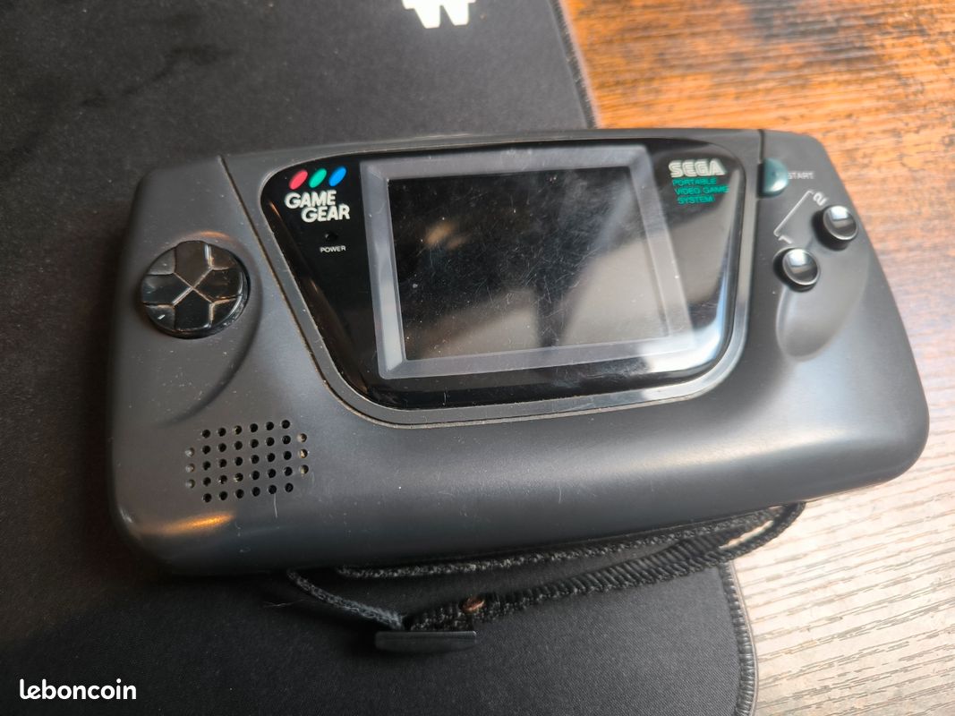 Console Sega Game Gear 2110-50 - Pour Pièces / HS - état Correct
