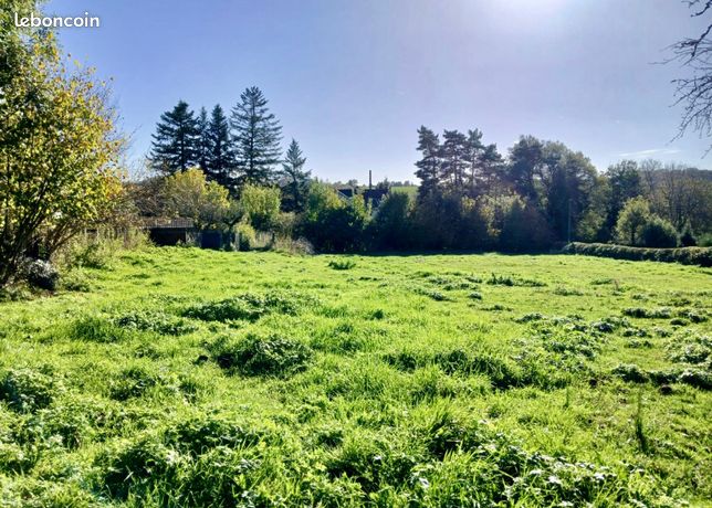 Terrain 1 000 m² Sansac De Marmiesse